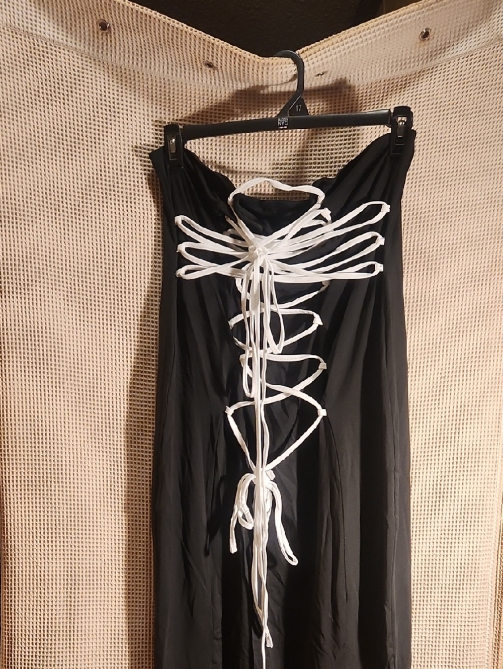 SHEIN Black Strapless Dress with White Lace-Up Detail